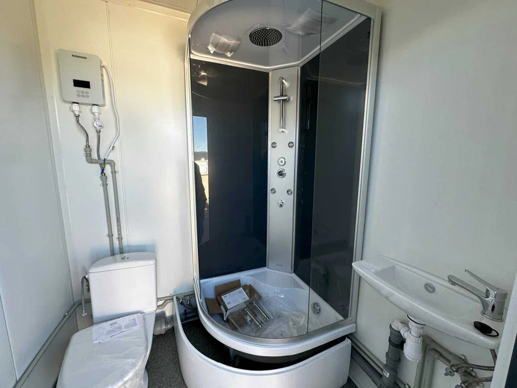 Contenedor Sanitario Modular con WC, Ducha y Urinario Integrado