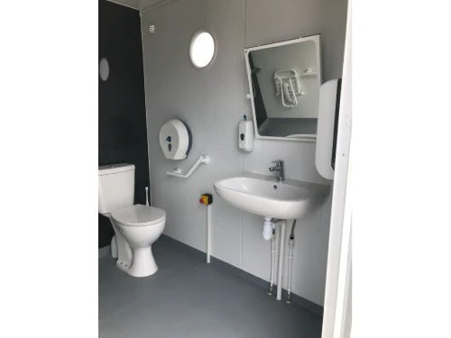 Bungalow Sanitario Adaptado PMR Modelo Morgon con Duchas Integradas